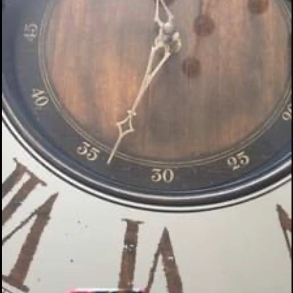 Target Mirrored Clock - Picture 2 of 5